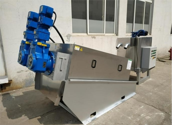 ซื้อ เครื่องทําความสะอาดตัวเองสกรูพรีสสลัด dewatering เครื่องแยกของเหลวแข็งสําหรับน้ํามัน Blade สแตนเลส online manufacture