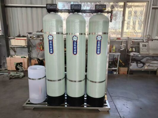 ซื้อ ระบบทําความสะอาดน้ําอัตโนมัติด้วยออสโมสิสกลับ ด้วยความบริสุทธิ์สูง 99% การทํางานที่ควบคุมโดยอัตโนมัติ และสร้างจากสแตนเลส การผลิตออนไลน์